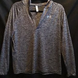 UNDER ARMOUR HOODED SHIRT